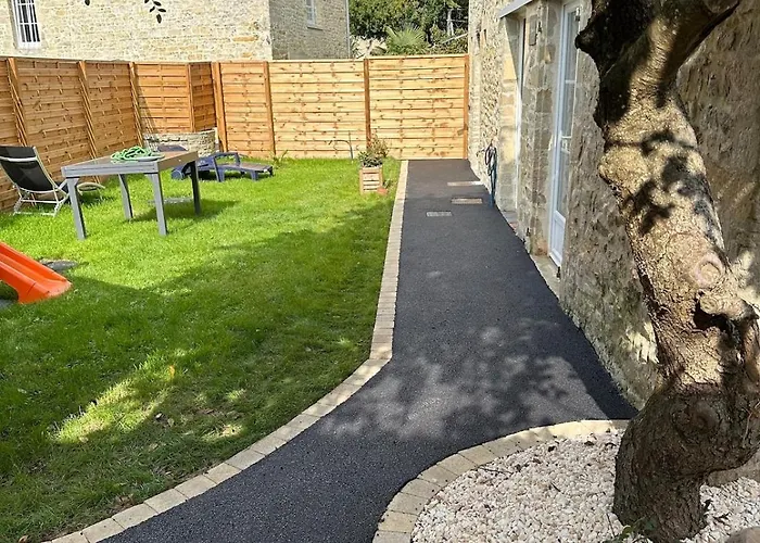 Le Refuge De L Hortensia Juaye-Mondaye